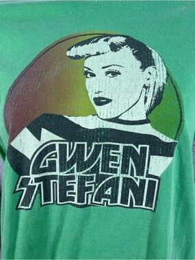 Vintage Gwen Stefani Tshirt🔥